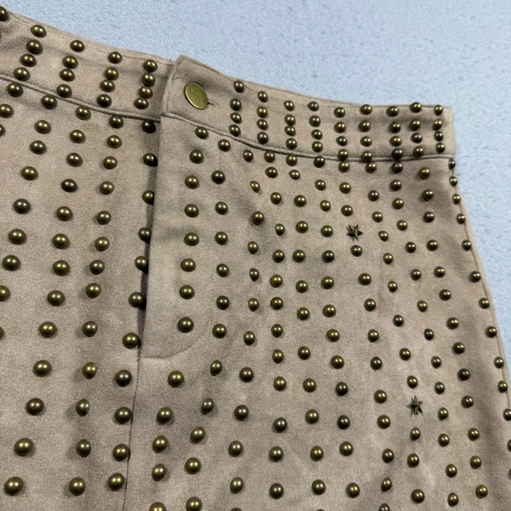 Green and Serene Tan Faux Suede Studded Scalloped Mini Skirt Womens Large